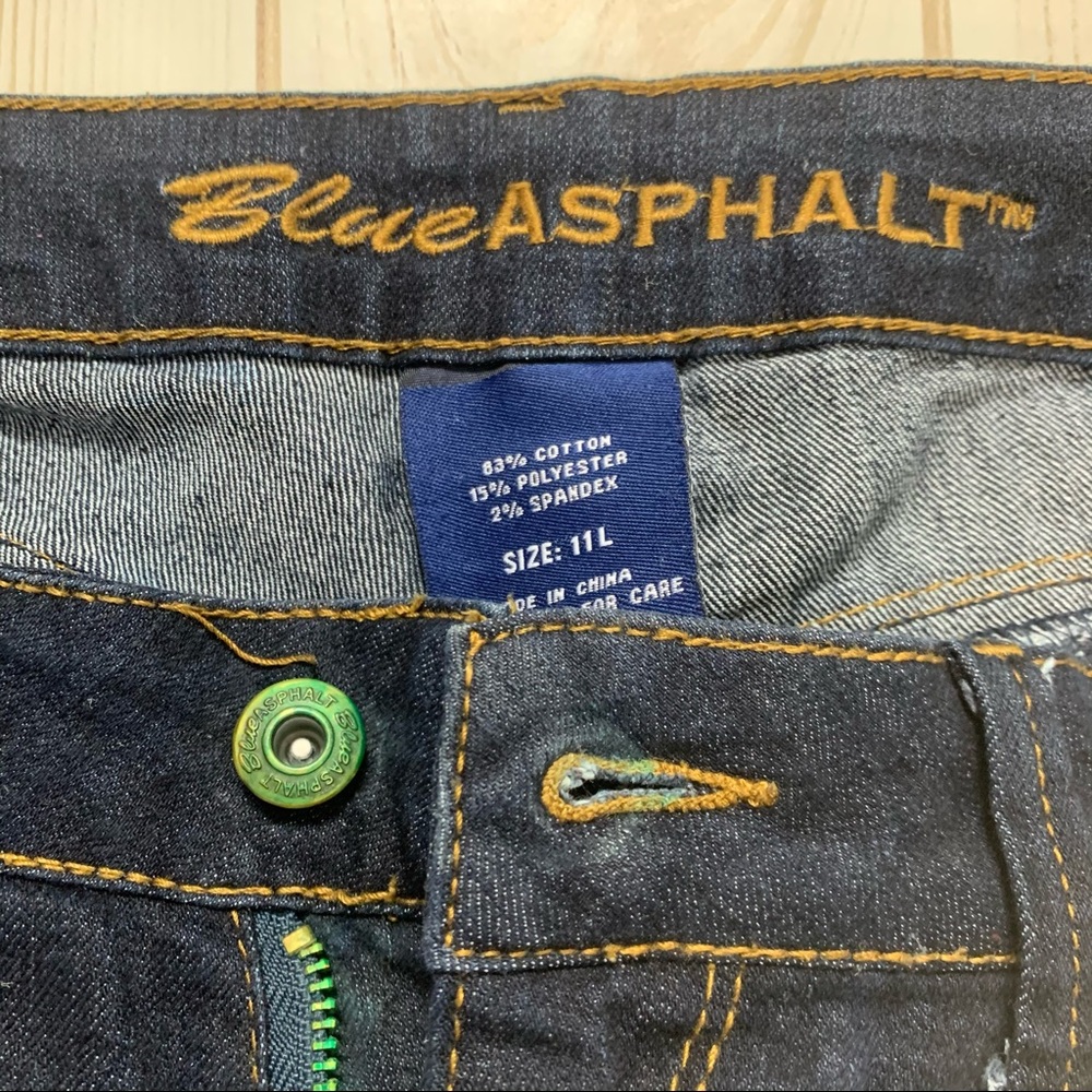 Blue Jeans - Picture 3 of 3